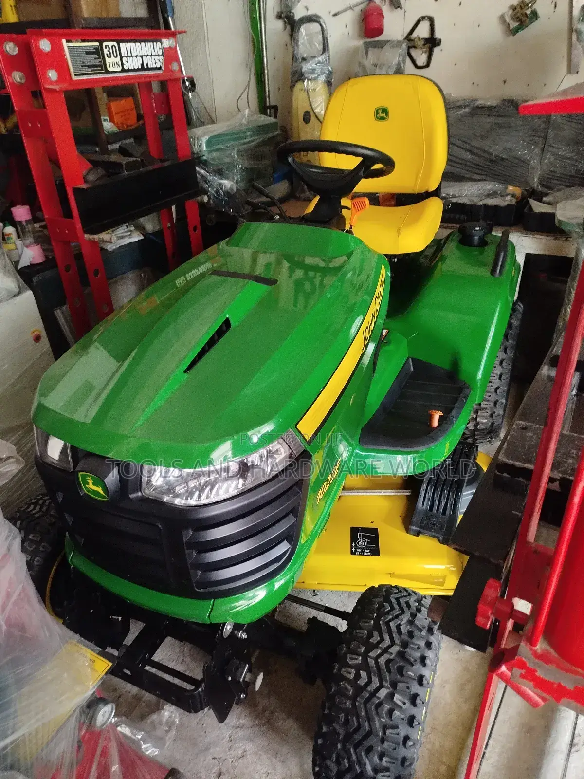 Lawn Mower/Tractor