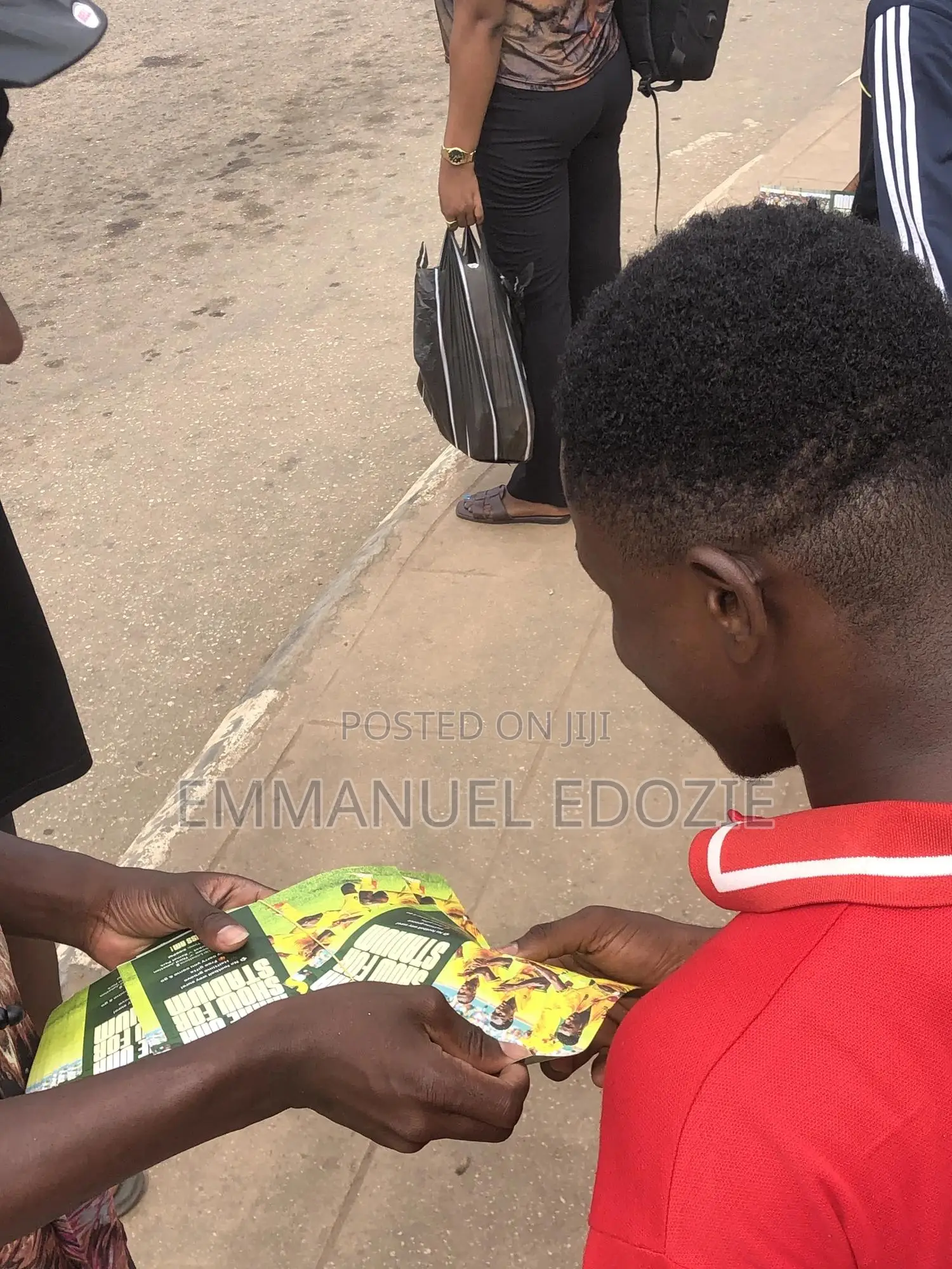Flyer Distribution With Skate