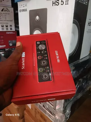 2i2 Focusrite Soundcard