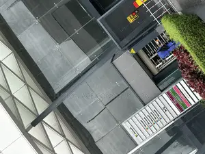 Glass Cutting Wall / Frameless Glass Partition