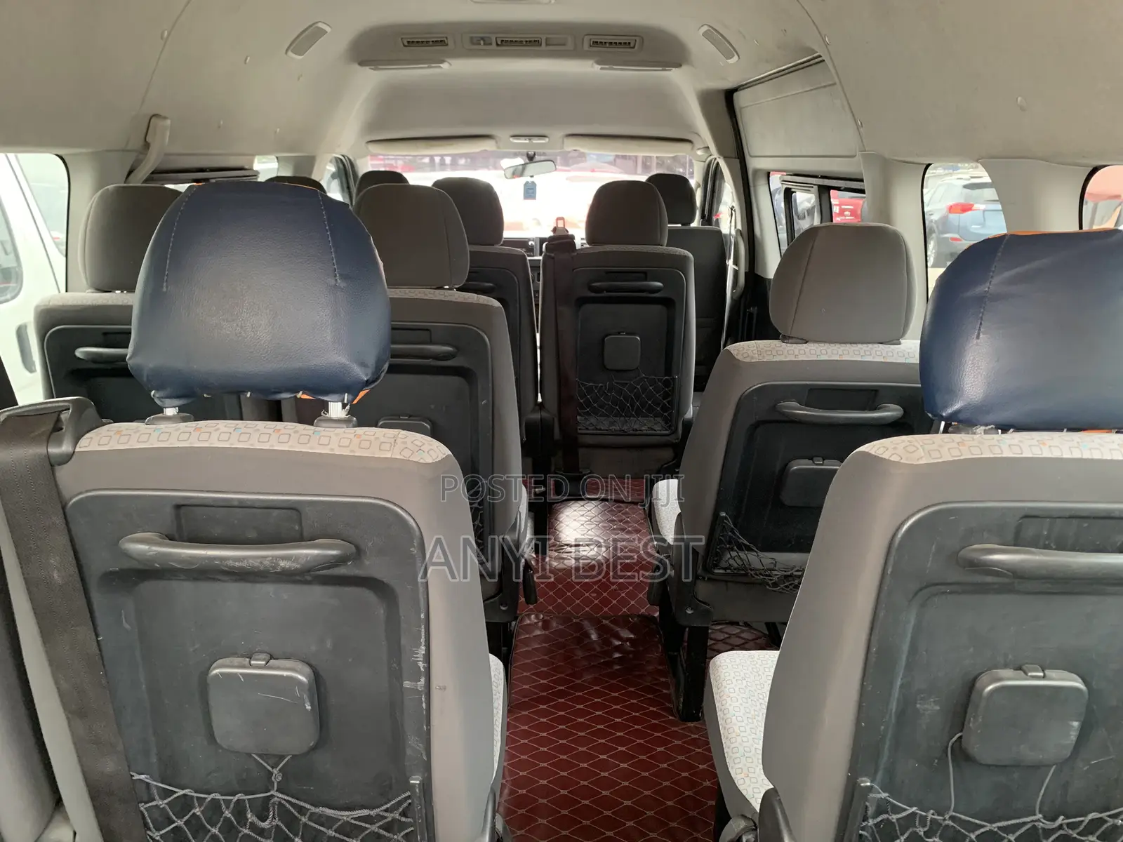 Toyota HiAce 2015 White