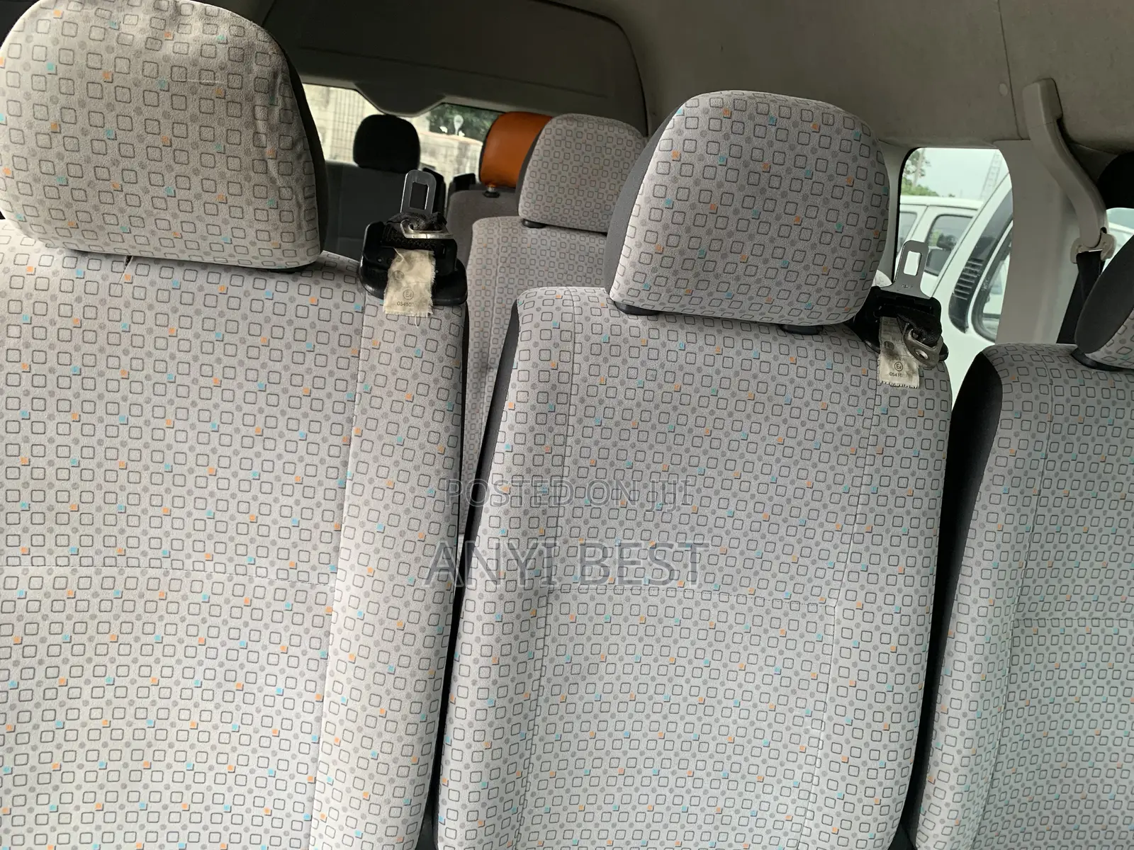 Toyota HiAce 2015 White