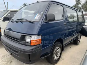 Toyota Grand HiAce 1999 Blue