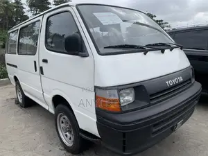 Toyota Grand HiAce 1999 White