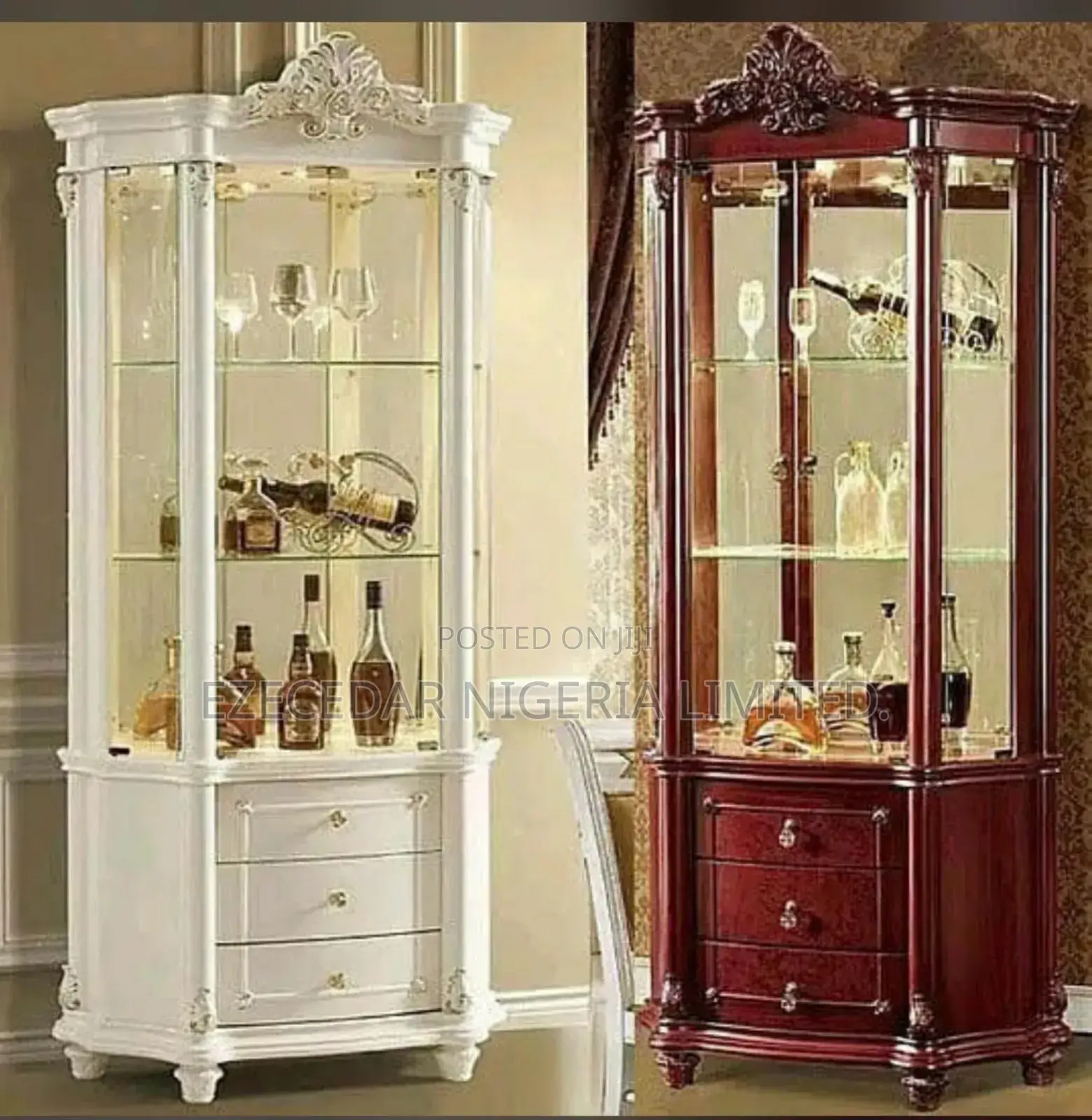 Royal Standing Bar
