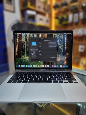 Laptop Apple MacBook Pro 2020 16GB Intel Core i7 SSD 1T