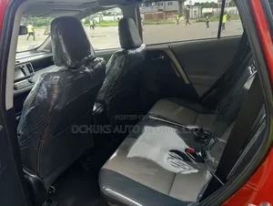 Toyota RAV4 2015 Red