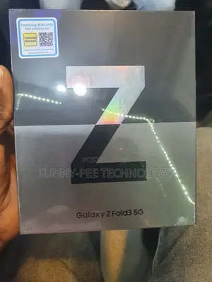 New Samsung Galaxy Z Fold3 5G 256 GB Black