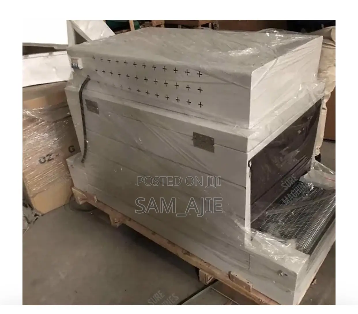 Shrink Packaging Machine