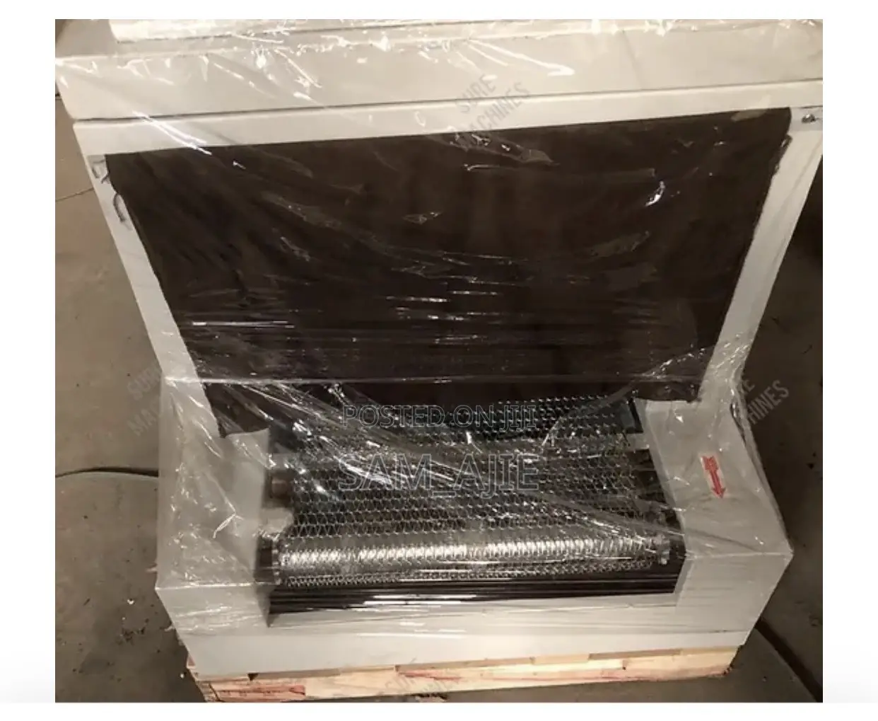 Shrink Packaging Machine