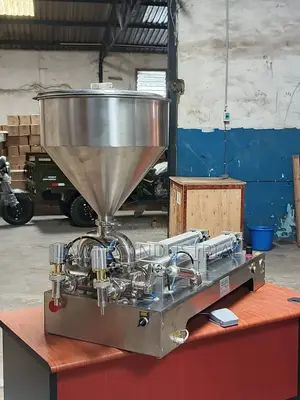 Semi Auto Liquid Filling Machine