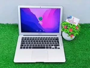 Laptop Apple MacBook Air 2015 4GB Intel Core i5 SSD 128GB