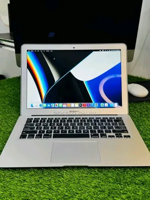 Laptop Apple MacBook Air 2015 4GB Intel Core i5 SSD 128GB