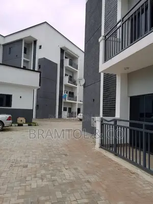 3bdrm Block of Flats in With Bq, Jabi for rent