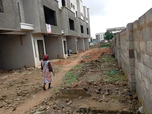 4bdrm Duplex in Mini Estate., Dakibiyu for sale