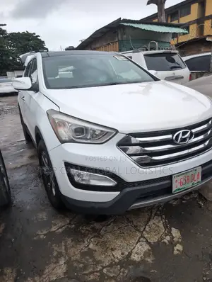 Hyundai Santa Fe Sport 2013 White