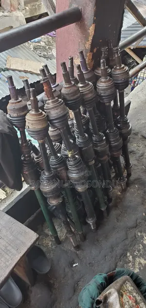 Toyota Sienna 1998 to 2002 .3 Bearing or Three Corner Driving Shaft