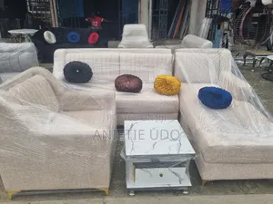 Beautiful New Design L Shaped Fabric Chair