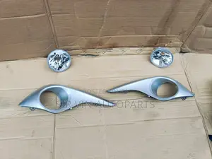 Foglights/Foglamp With Chrome Highlights 2012