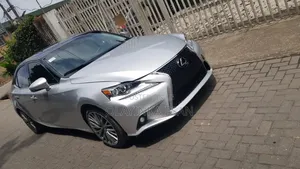 Lexus IS 300 AWD 2016 Silver