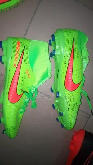 Get Ur Good Quality Leather Boot Hear