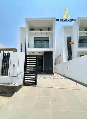 4bdrm Duplex in Lekki for sale