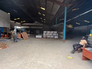 Warehouse in Oregun for Sale