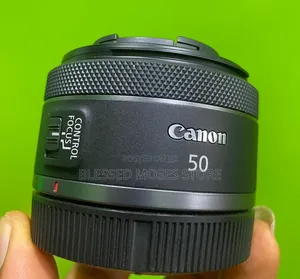 Canon Lens Rf (50mm F1.8)