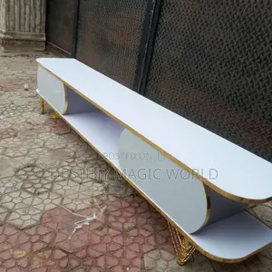 T v Console Long