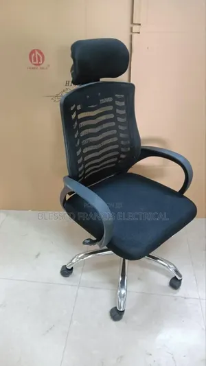 Victory Chair With Headdress