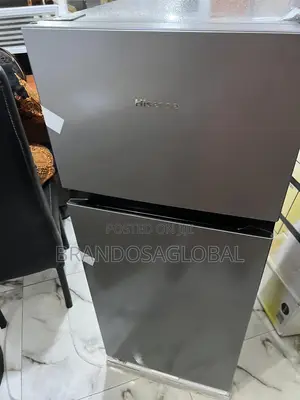 172dr Hisense Double Door Fridge 124l