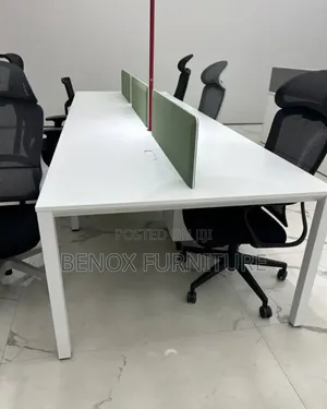 6 Seaters Workstation With Iron Leg