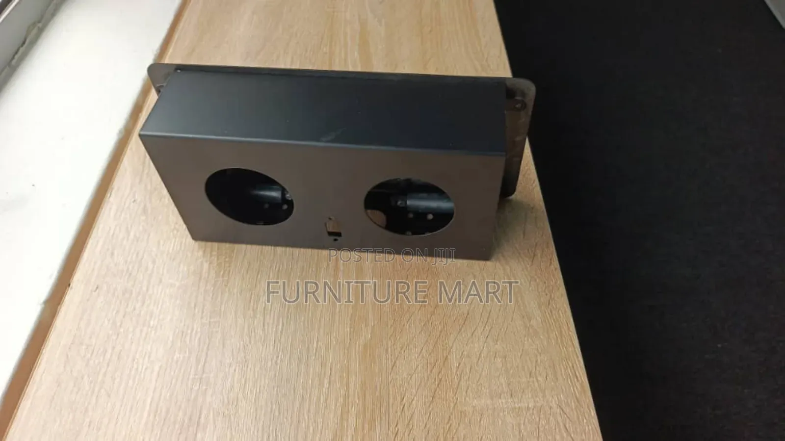 Pop Up Box/ Computer Socket