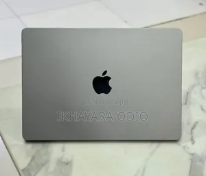 Laptop Apple MacBook Air 2024 M3 13-inch 16GB Apple M3 SSD 256GB