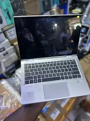 Laptop HP EliteBook 830 G7 16GB Intel Core I7 SSD 512GB
