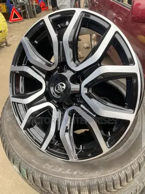 Best Quality 17 and 18 Inches Alloyed Wheel Rim
