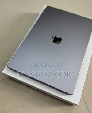 Laptop Apple MacBook Pro 2023 M2 Pro 16-Inch 16GB Apple M2 SSD 512GB