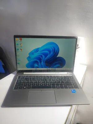 Laptop HP ZBook Firefly G8 16GB Intel Core I5 SSD 256GB