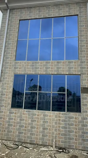 Frameless Curtain Wall