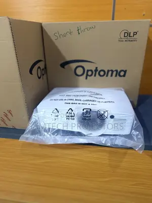 Short Throw Optoma  Large Venue And Closer Project