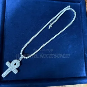 Iced Cubic Zirconia Tennis Choker Chain Men Necklace Wit Cross Pendant