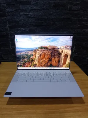 Laptop Dell XPS 16 9640 32GB Intel Core Ultra 7 SSD 1T