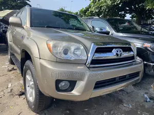 Toyota 4-Runner Limited 2008 Gold