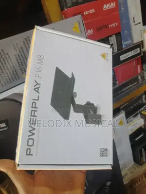 Behringer Powerplay P16-Mb