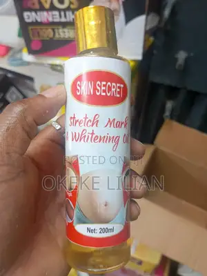 Skin Secret Stretch Mark Clearing and Whitening Oil 200ml
