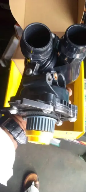 Brand New Engine Water Pump. Tsi