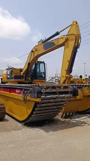 Caterpillar 320d2 Swamp Buggy Excavator