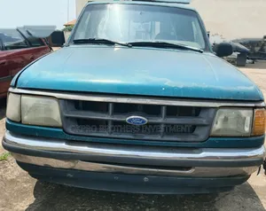 Ford Ranger XLT 4x2 Super Cab 125.1 in. WB 1994 Green