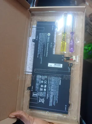 Hp Laptop Battery (0m03xl)