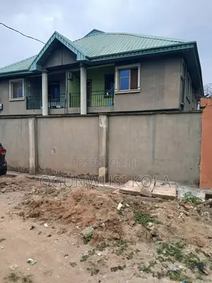 3bdrm Block of Flats in Igando for sale